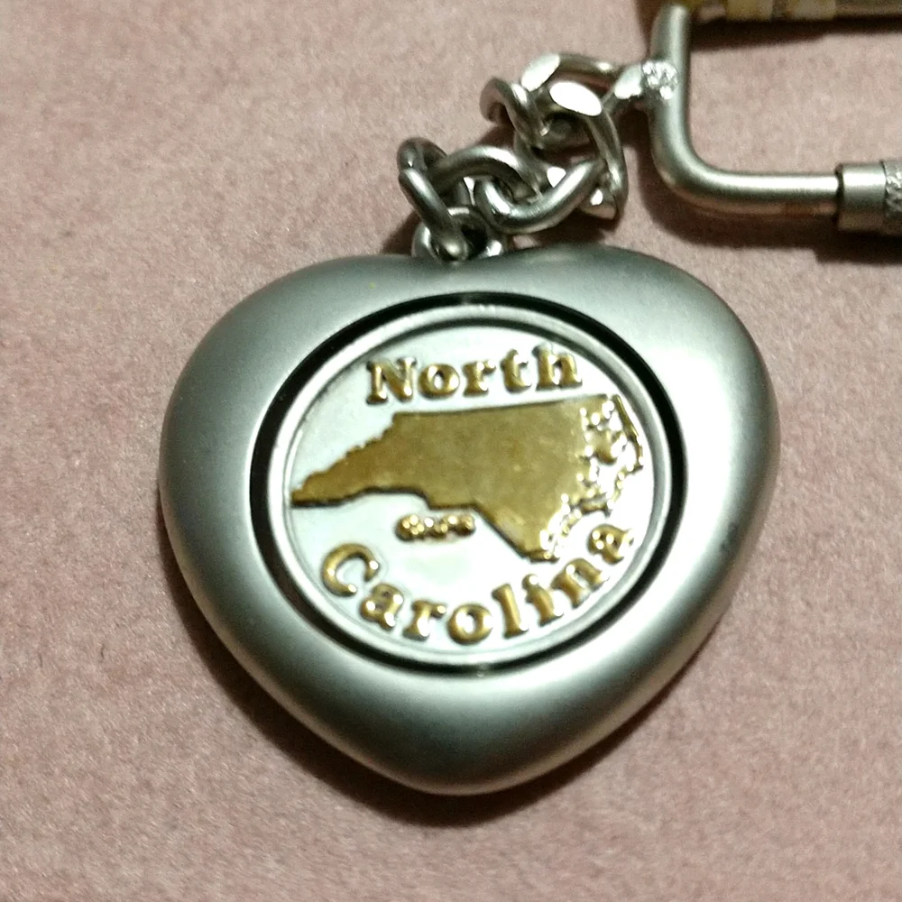 Pewter North Carolina State Map/State Bird Cardinal in Gold & Pewter Key Chain